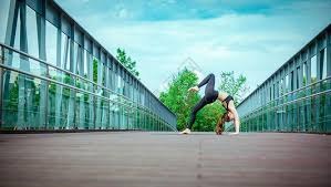 波兰主帅：希望面对荷兰能有更多控球；已证明能与他们抗衡