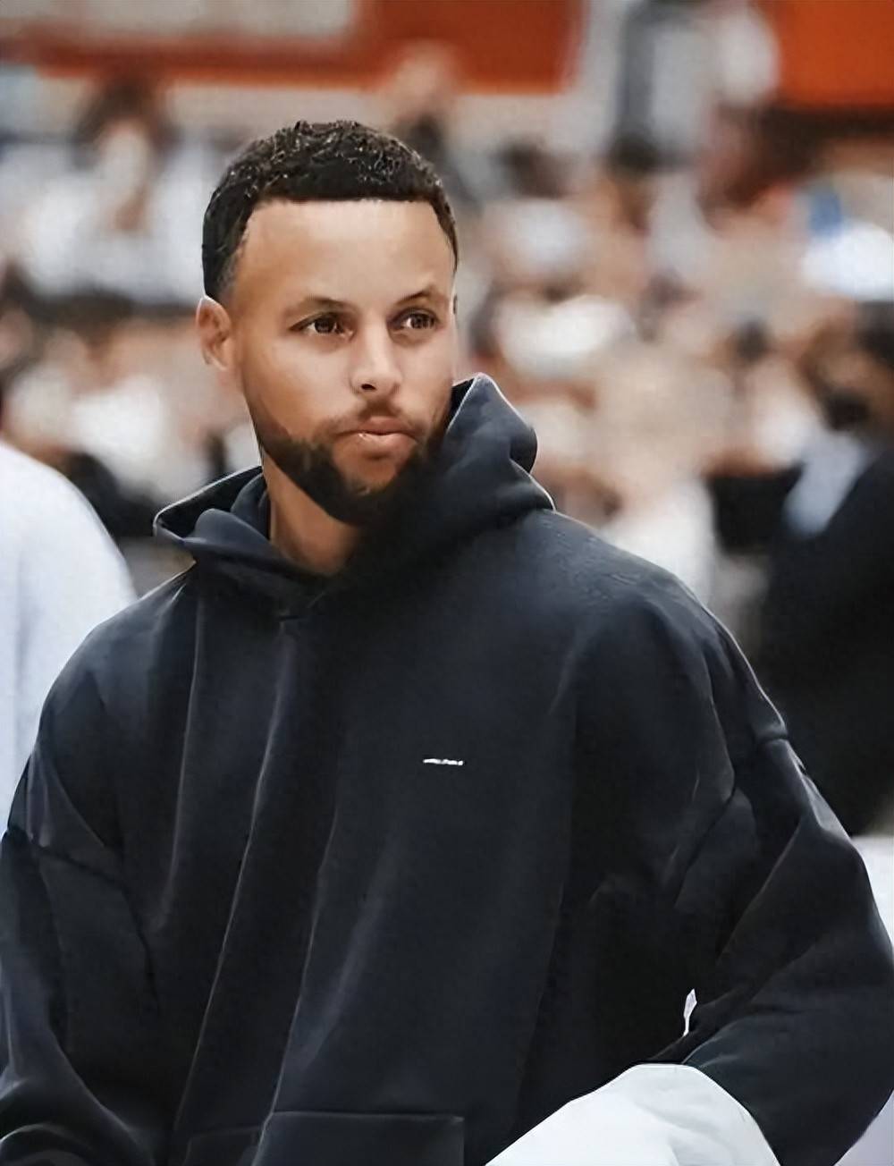 守门员出色 守门员出色